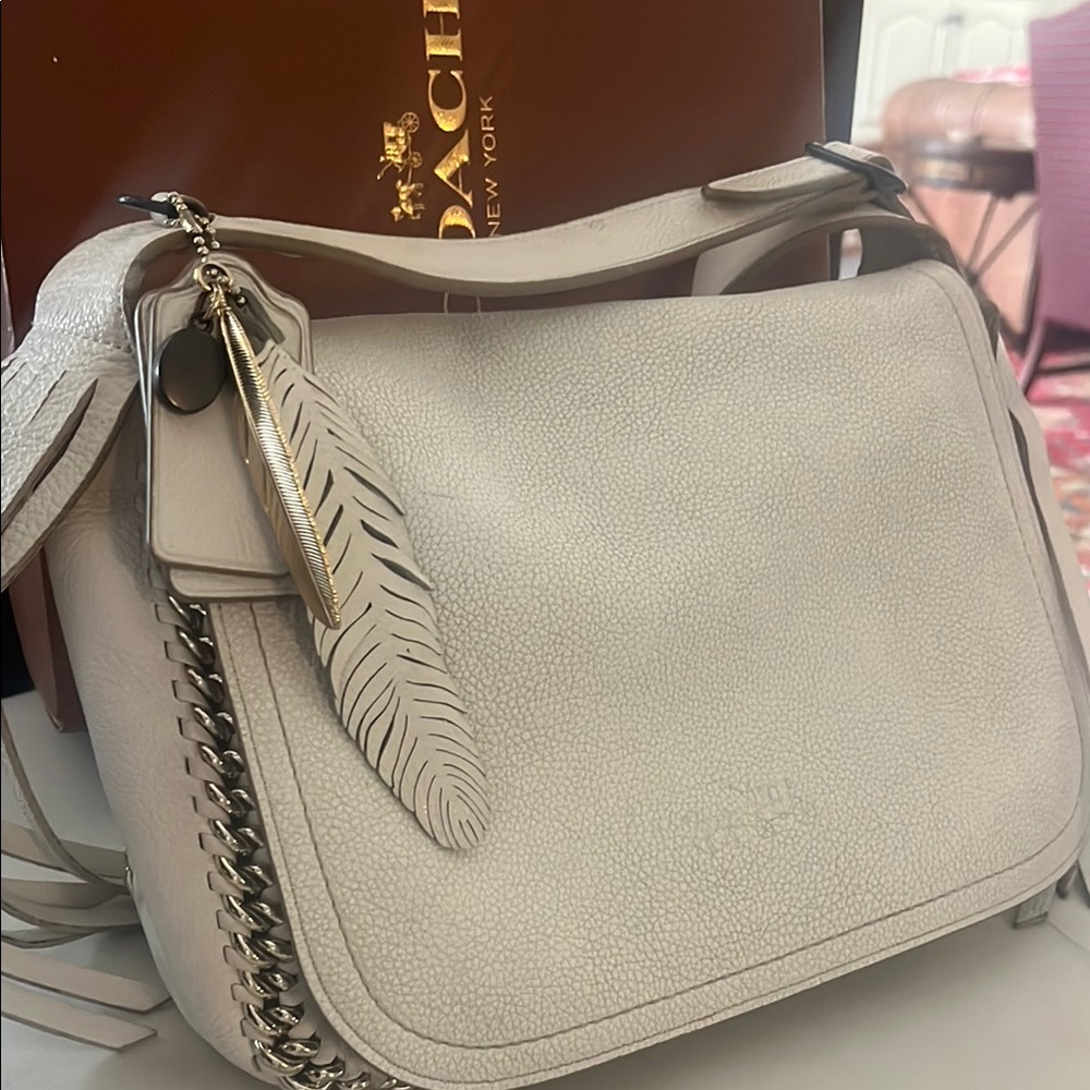 Coach summer white leather shoulder bag w original box .